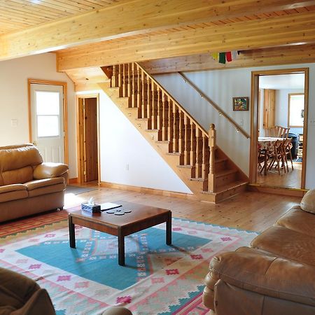 Pensjonat Breton Cove Farmhouse Indian Brook Zewnętrze zdjęcie